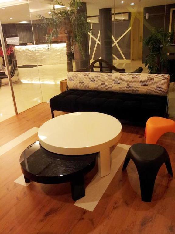 Casuarina Hotel Кота Кинабалу Екстериор снимка