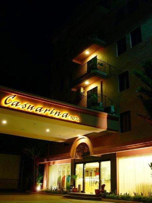 Casuarina Hotel Кота Кинабалу Екстериор снимка
