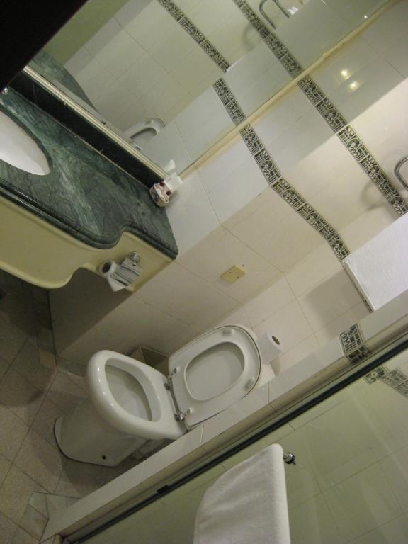 Casuarina Hotel Кота Кинабалу Стая снимка